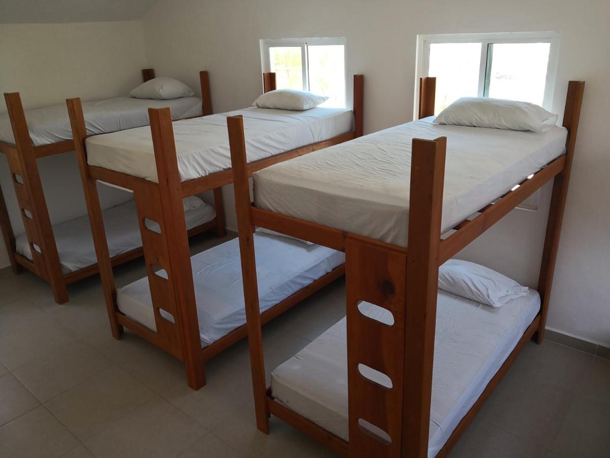 Punta Sam Hostel Cancun Exterior photo